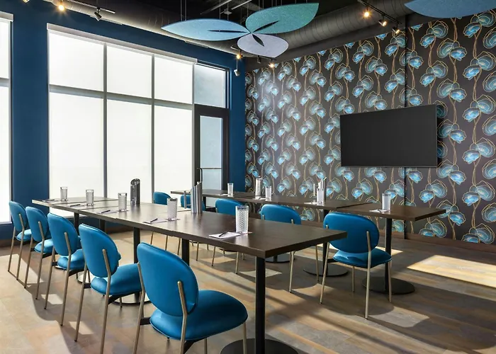 Moxy Madison Downtown