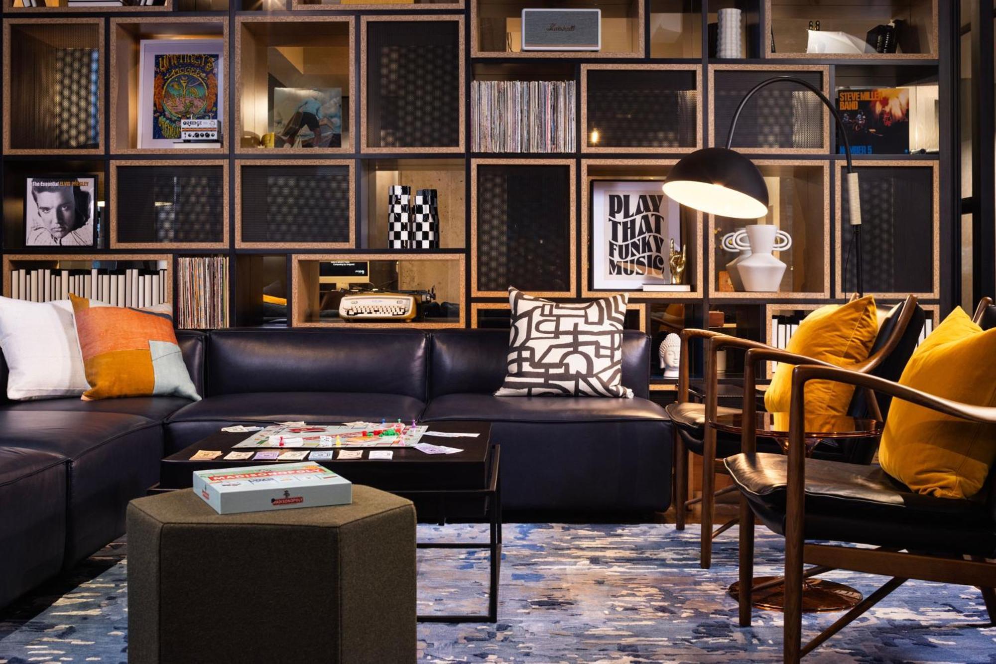 Moxy Downtown Hotel