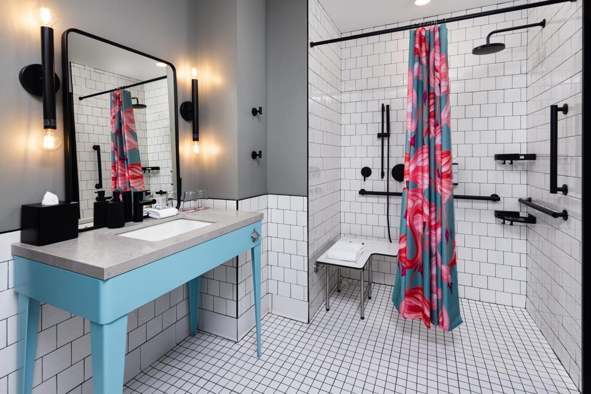 Moxy Downtown Hotel Madison