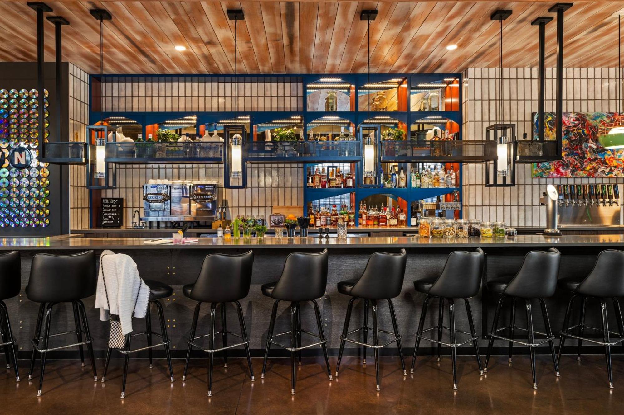 Moxy Downtown