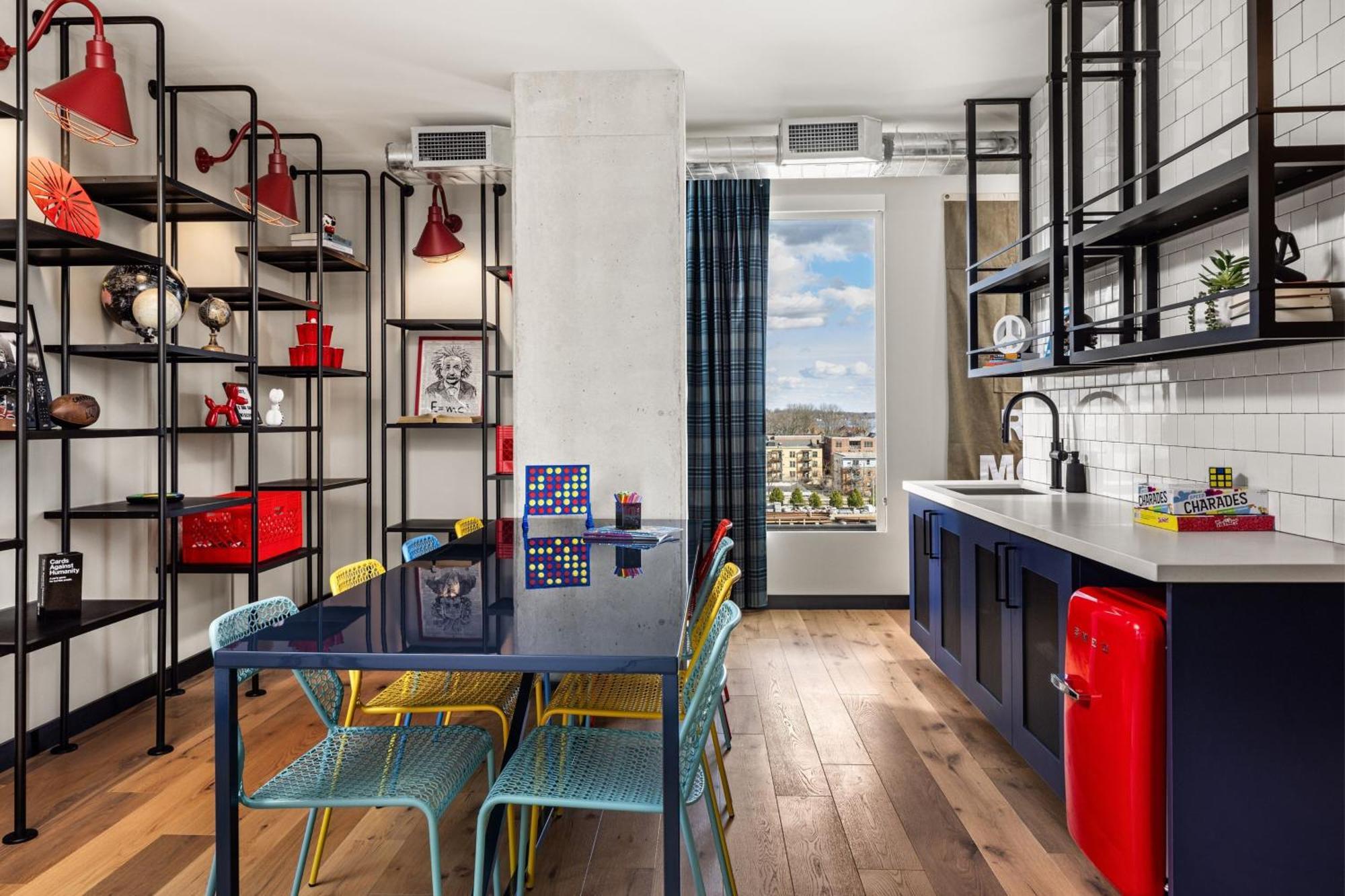 Hotel Moxy Downtown