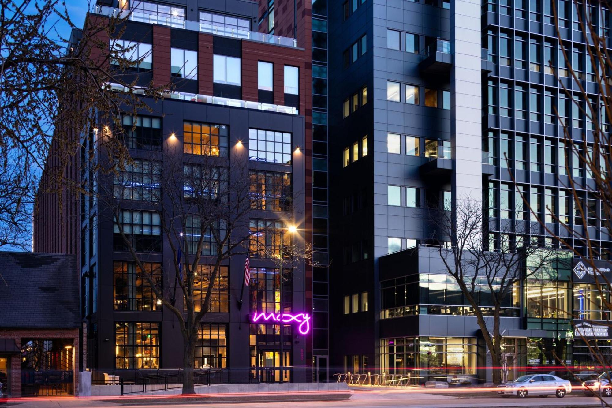 Moxy Downtown Hotel Madison